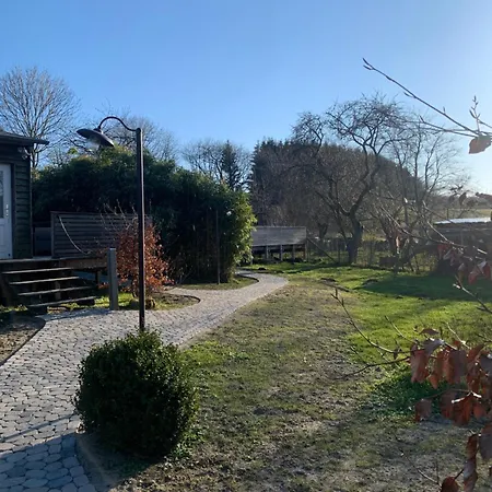 Naturferienhaus 1 Nahe Koenigsstuhl - Direkt Am Nationalpark Jasmund, Hunde Willkommen Prázdninový dům *